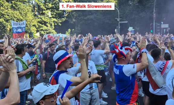 Fan-Walk_07.png  